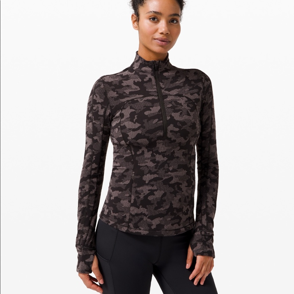 Lululemon Run Briskly 1/2 Zip